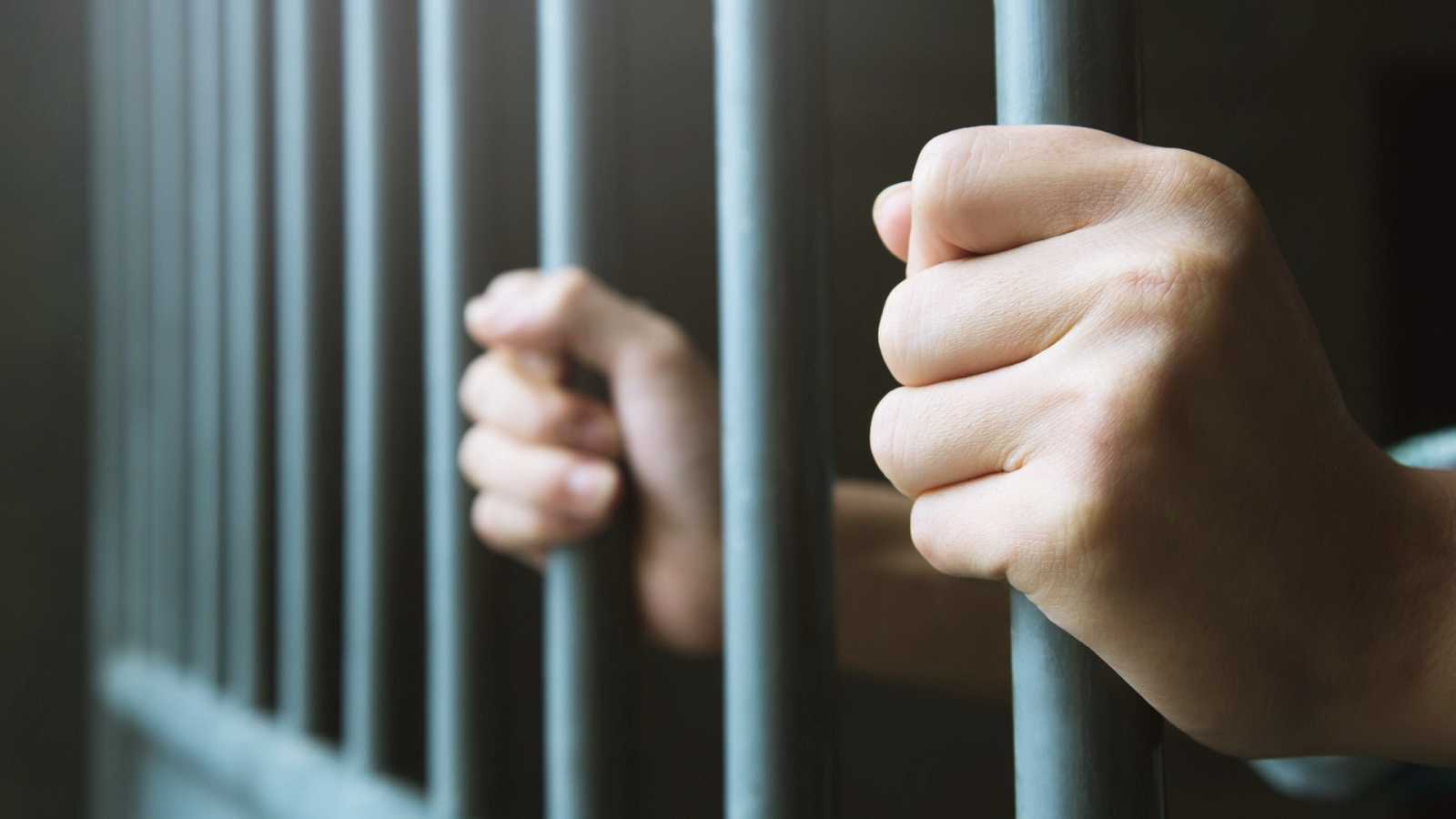 Hasta 18 años de cárcel a quien filtre fotos de feminicidios