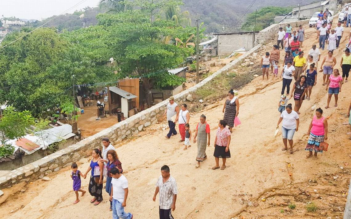 Piden apoyos vecinos de zona rural de Acapulco