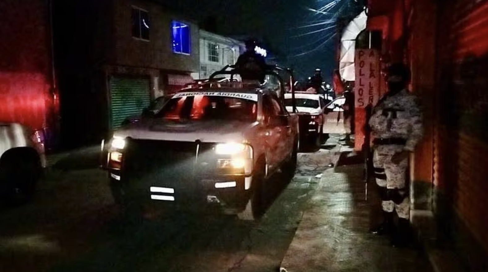 Un operativo efectuado por la FGJEM en la comunidad de Tepexoyuca en Ocoyoacac, en el Valle de Toluca, concluyó con varios elementos lesionados.