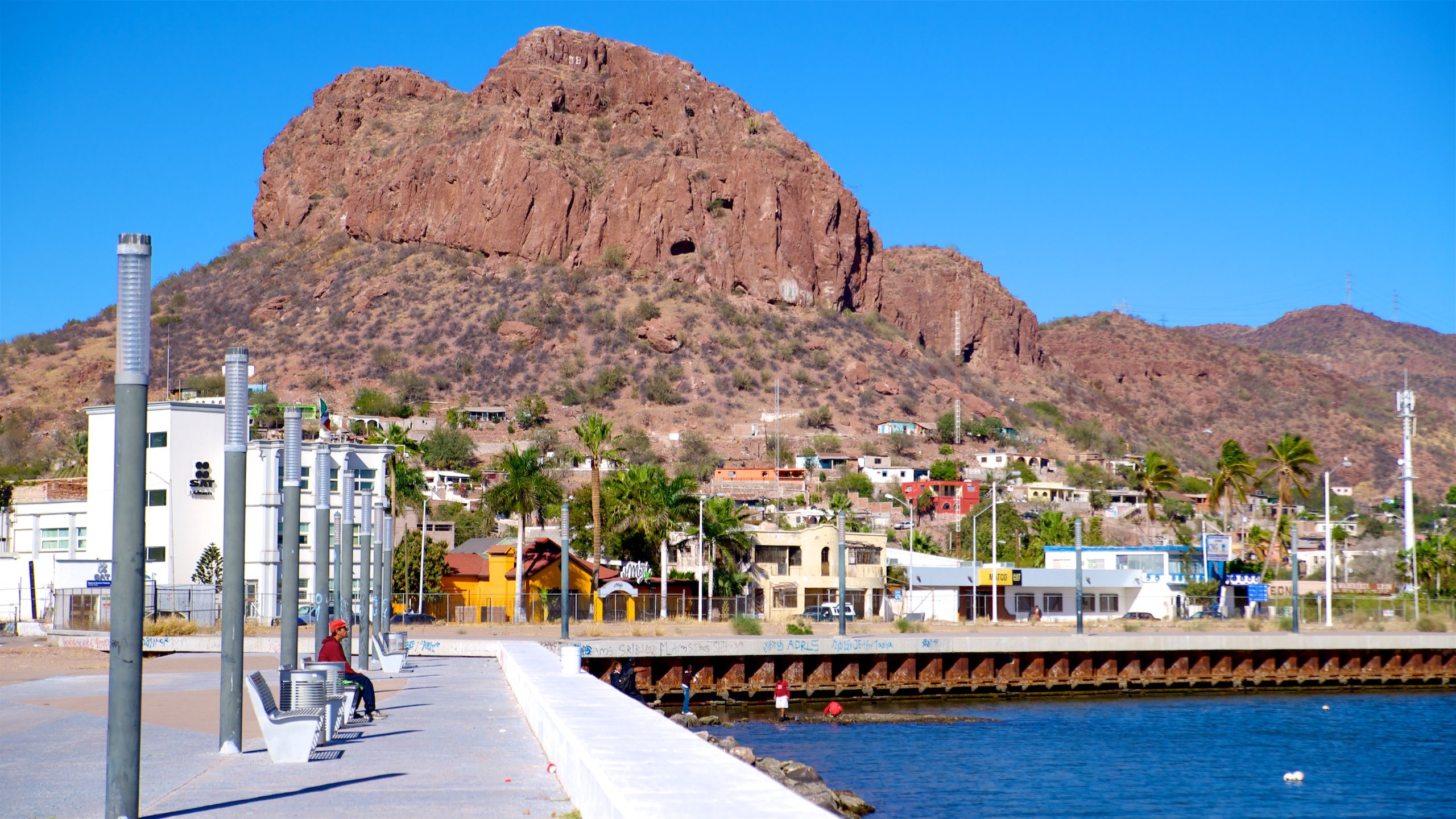 DESCUBREN EL NARCOLABORATORIO MÁS GRANDE DEL SEXENIO EN SONORA
