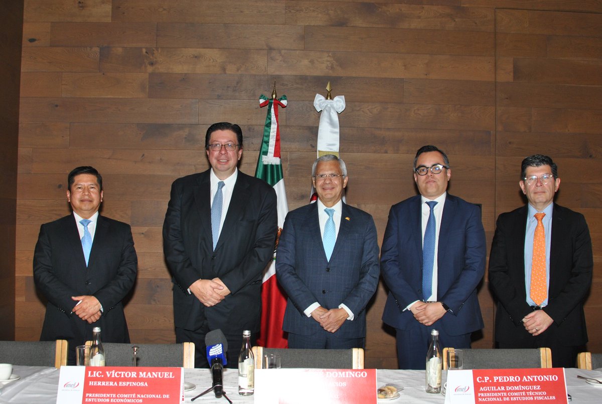 José Domingo Figueroa, presidente del IMEF, compartió que el año 2024 comienza con una perspectiva positiva de crecimiento económico para México.