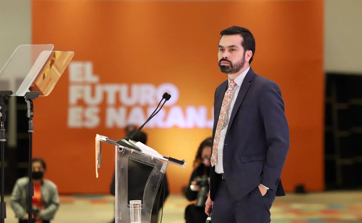 El gobernador de Nuevo León, Samuel García, anunció que Jorge Álvarez Máynez será el precandidato presidencial de Movimiento Ciudadano en las elecciones 2024.