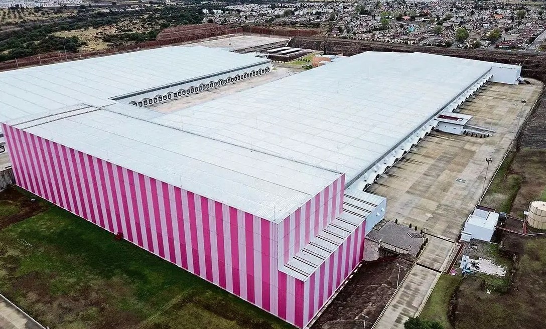 El director de Birmex, Jens Pedro Lohmann, brindó detalles sobre el funcionamiento de la Megafarmacia, la cual abrió sus puertas el pasado 29 de diciembre.