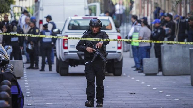 México presume una supuesta democracia en el siglo XXI, pero se sigue actuando con estrategias de aquella Italia durante los "Años de Plomo”.