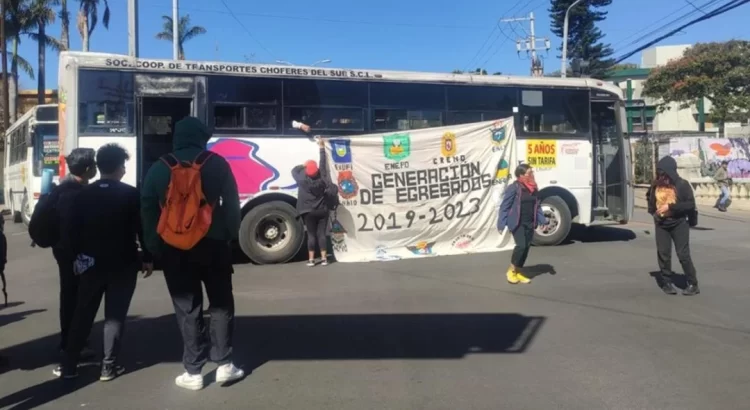 Profesores de la Sección 22 adheridos a la CNTE realizaron bloqueos en Oaxaca