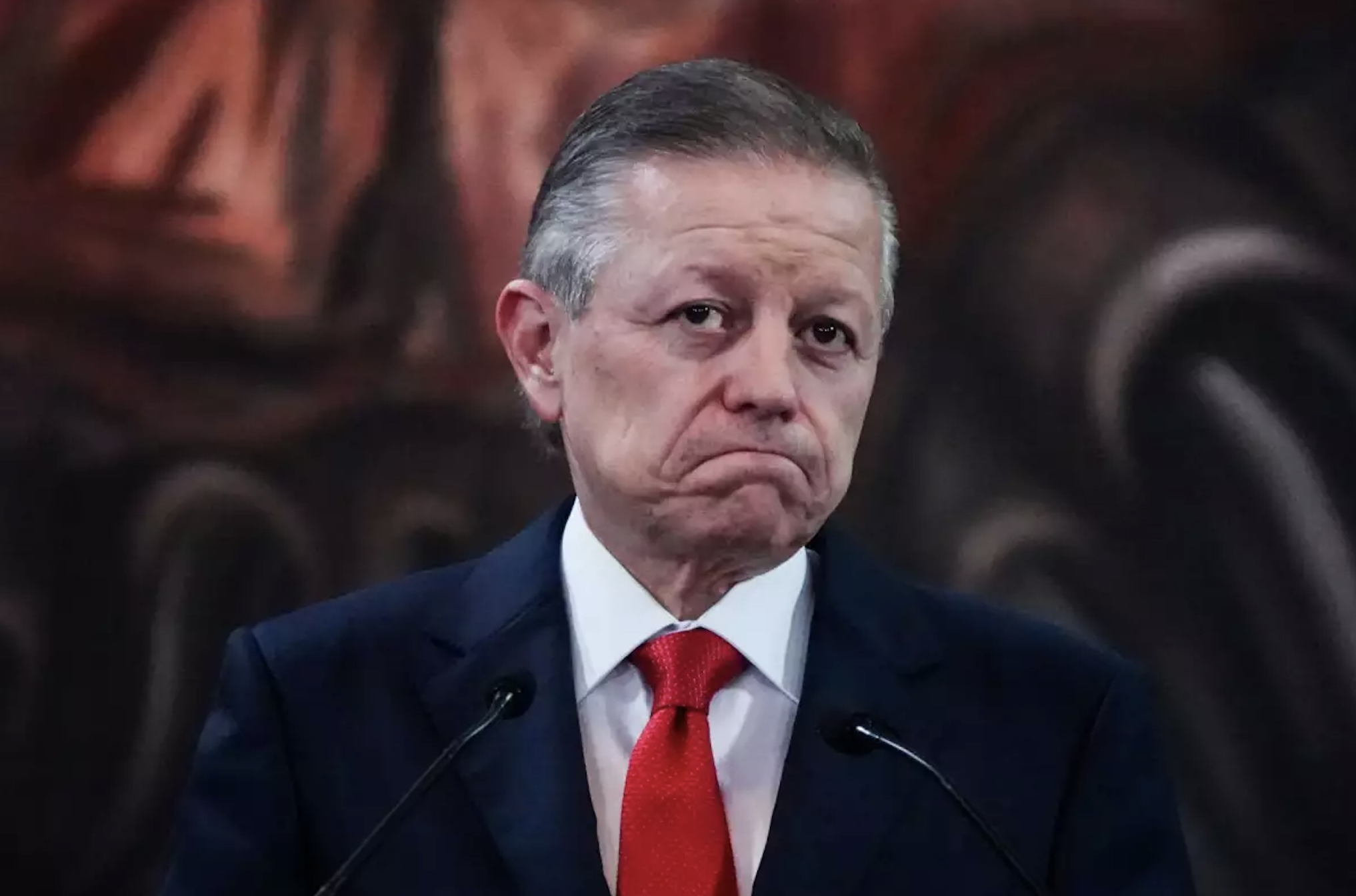 La polémica en torno a las declaraciones del Ministro Arturo Zaldívar Lelo de Larrea, ha desatado una oleada de reacciones en el ámbito político y social de México.