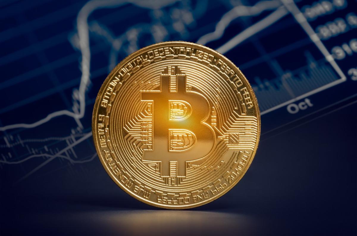 Bitcoin alcanza nuevo récord histórico: supera los 69 mil dólares