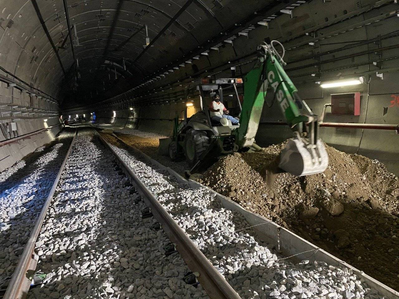 Los daños que se registraron en la Línea 12 del Metro luego de que uno de los túneles fuera perforado fueron valuados en alrededor de un millón de pesos.