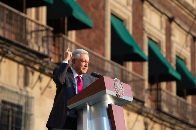 La polarización electoral en México se está intensificando, como lo demuestran los comentarios encontrados en redes sociales y las imágenes que se comparten.