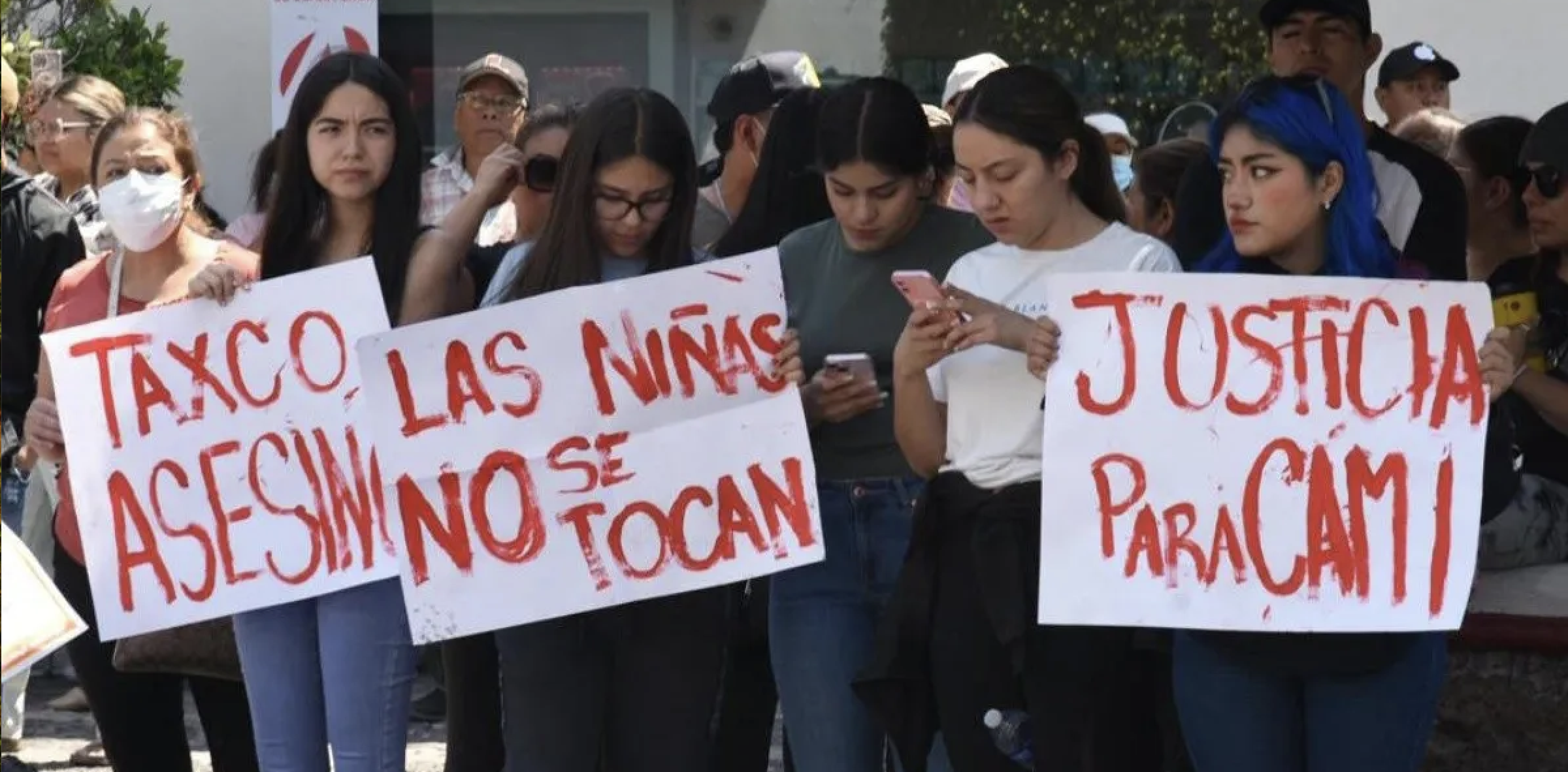 La fiscalía General de Guerrero cumplimentó dos órdenes de aprehensión por los hechos ocurridos en la ciudad de Taxco el, cuando fue secuestrada la niña Camila.