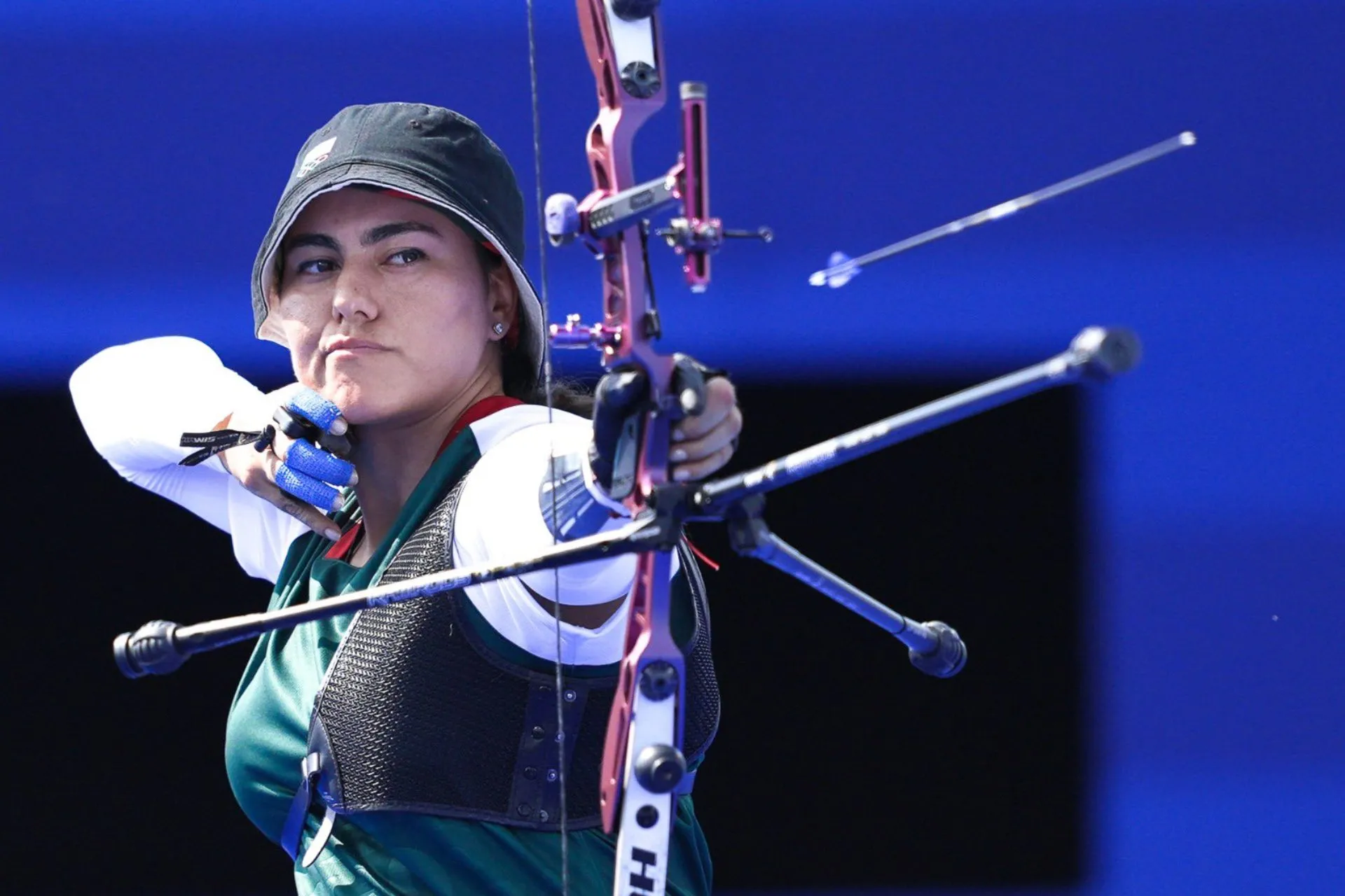 Alejandra Valencia expresa su inconformidad con reducción de beca tras ganar una medalla olímpica
