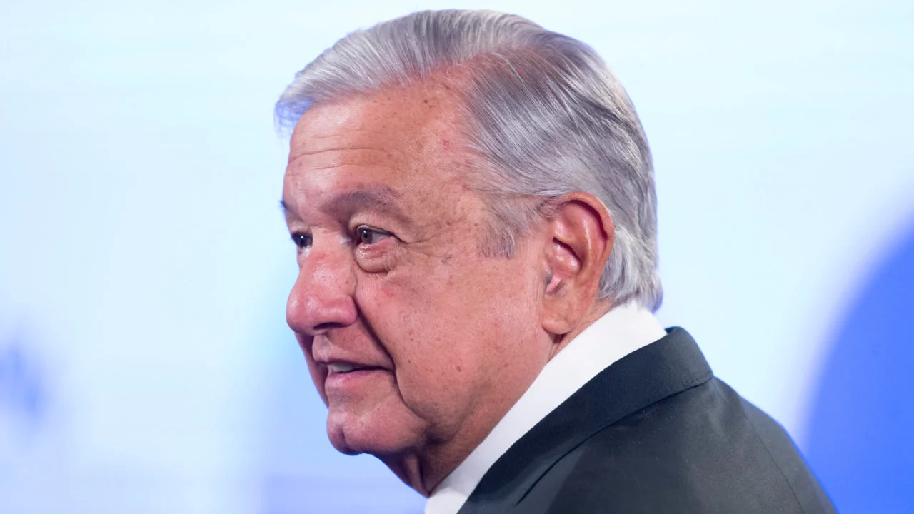 Guzmán López y Zambada García pactaron entrega a EU, revela López Obrador