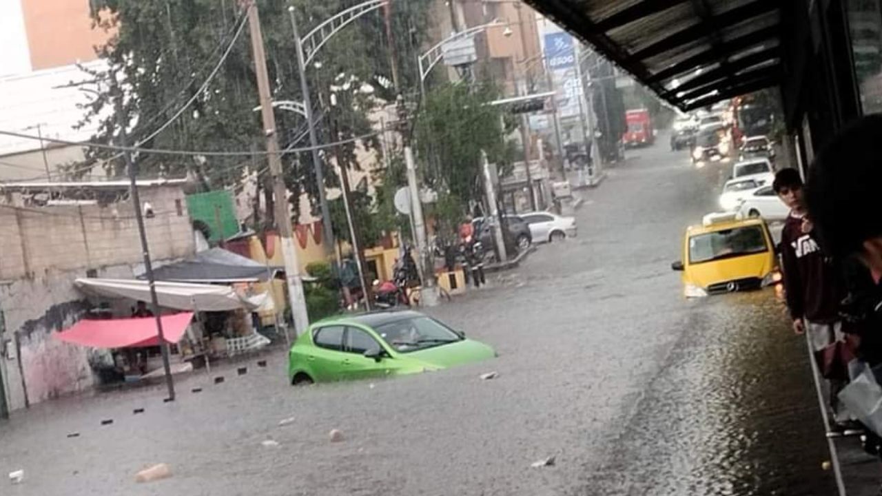Tormenta en Tlalpan afecta a 27 casas y suspensión de clases en planteles