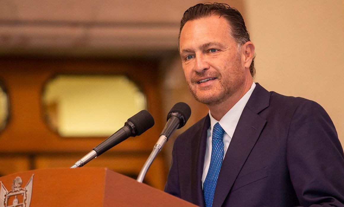 Gobernador de Querétaro promete justicia tras ataque en el bar Los Cantaritos