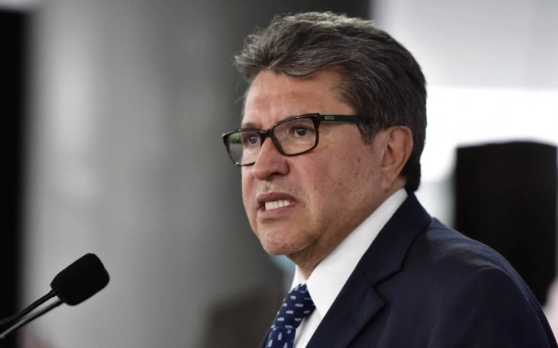Ricardo Monreal advierte necesidad de una reforma fiscal profunda en México