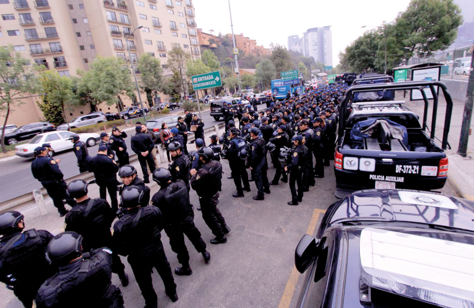 Operativo policial desarticula banda de robo y narcomenudeo en CDMX