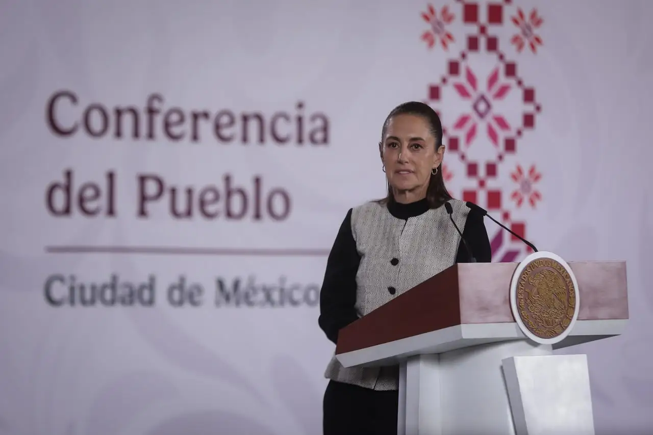 Sheinbaum pone la adicción a redes en el centro del debate